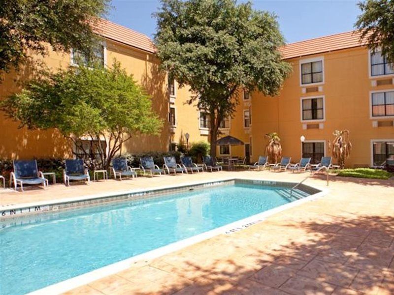 Holiday Inn Express Hotel & Suites Irving Dfw Airport North By Ihg Exteriör bild