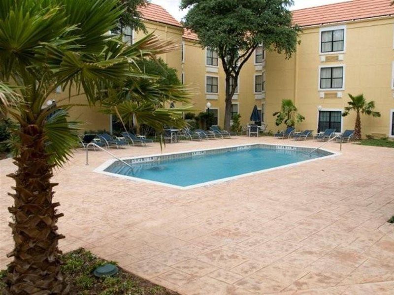 Holiday Inn Express Hotel & Suites Irving Dfw Airport North By Ihg Exteriör bild