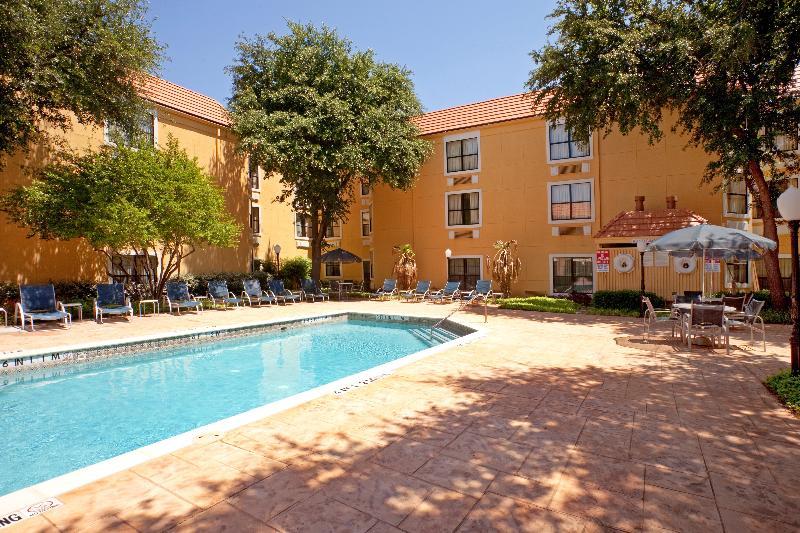 Holiday Inn Express Hotel & Suites Irving Dfw Airport North By Ihg Exteriör bild
